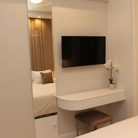 Adri & Marg Luxury Living Apartment Athens Exterior photo